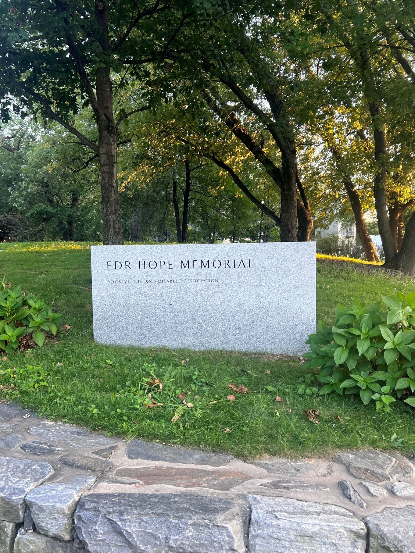 FDR Hope Memorial, New York (by Camilla D'Angelo) - 03.jpeg